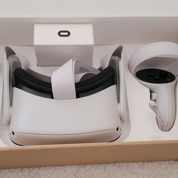 SOLD....Oculus - Picture 2 of 4